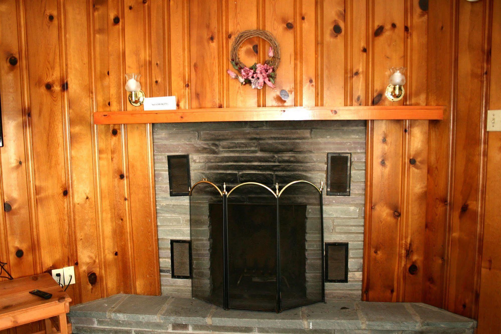 Chestnut Grove Family Resort Mount Pocono Eksteriør billede