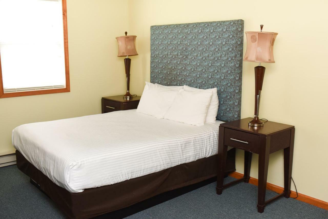Chestnut Grove Family Resort Mount Pocono Eksteriør billede