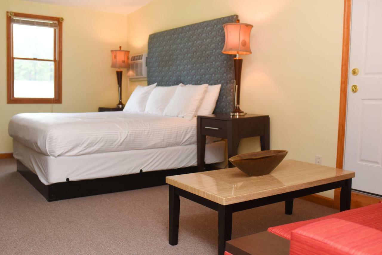 Chestnut Grove Family Resort Mount Pocono Eksteriør billede
