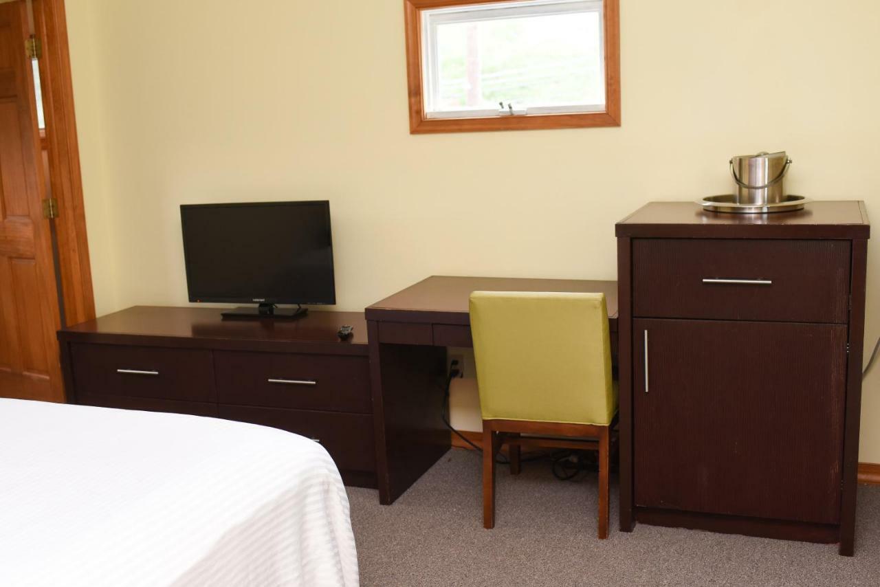 Chestnut Grove Family Resort Mount Pocono Eksteriør billede