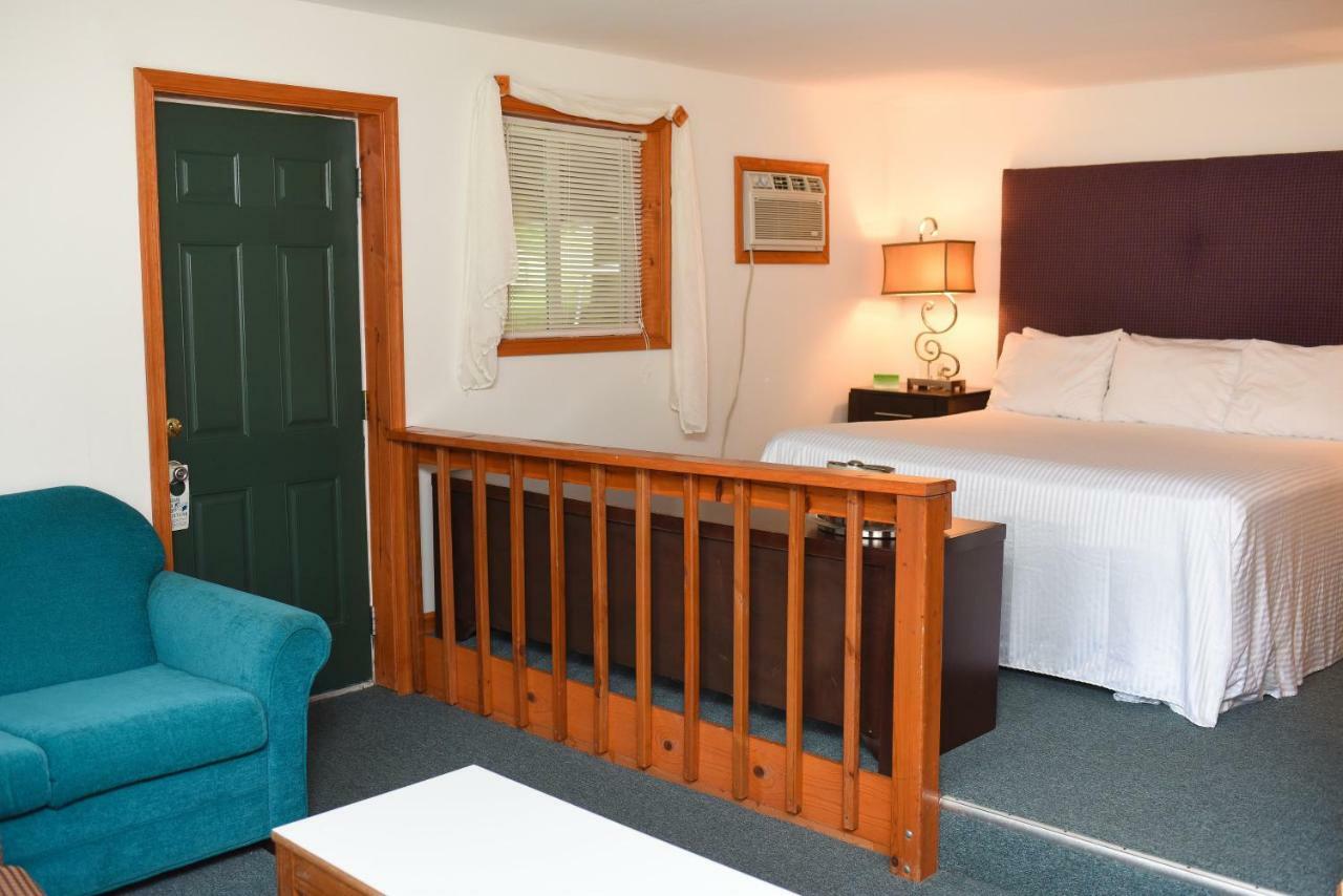 Chestnut Grove Family Resort Mount Pocono Eksteriør billede