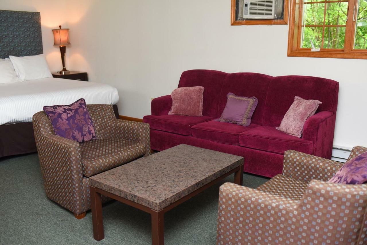 Chestnut Grove Family Resort Mount Pocono Eksteriør billede