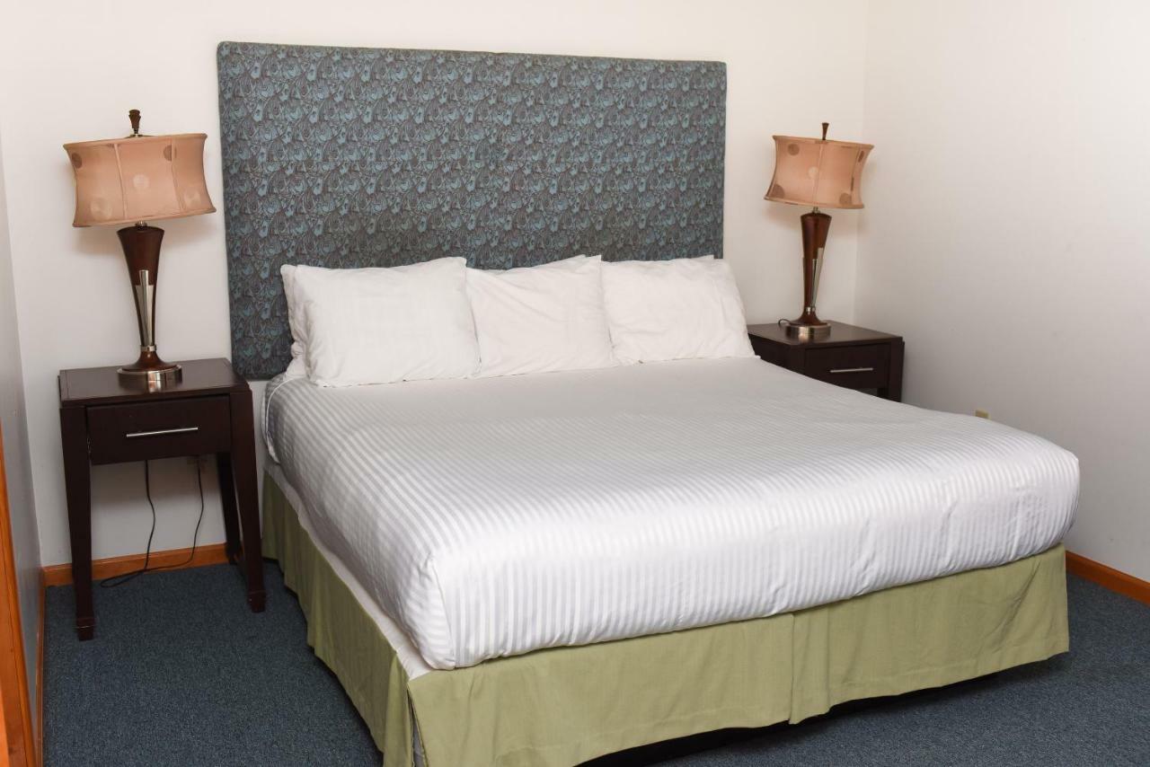 Chestnut Grove Family Resort Mount Pocono Eksteriør billede