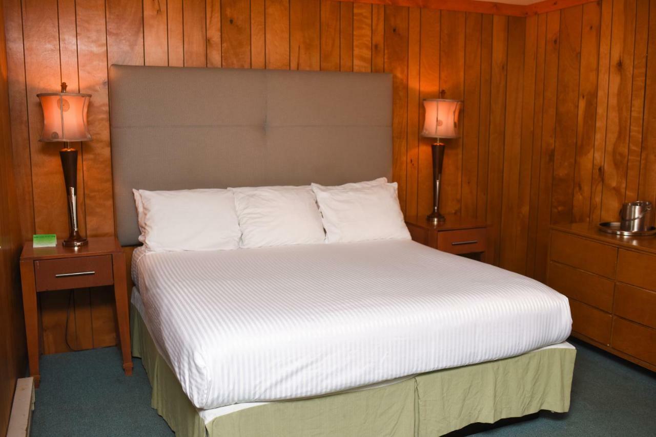 Chestnut Grove Family Resort Mount Pocono Eksteriør billede